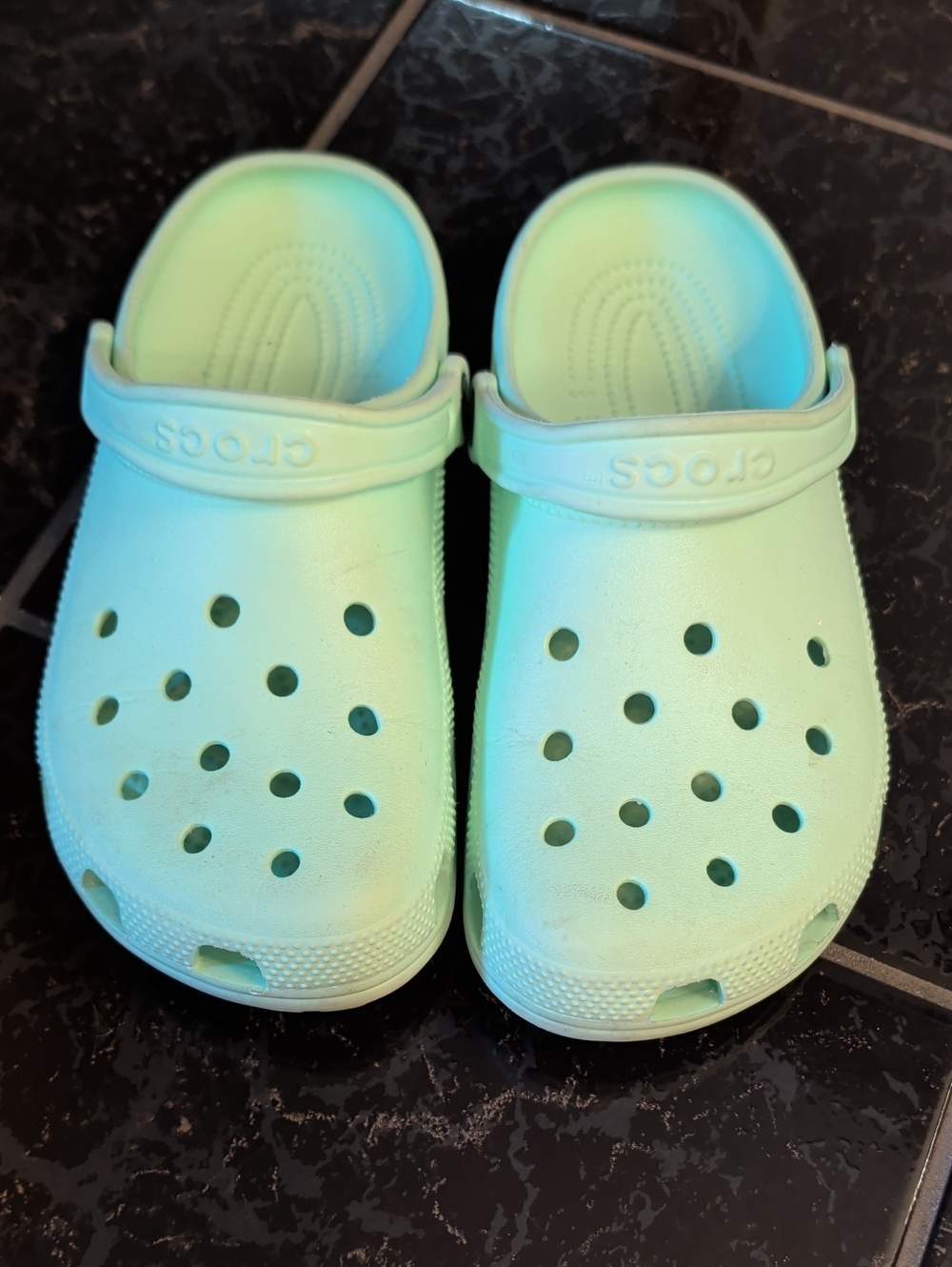 CROCS Kids Classic Clogs in Light Mint